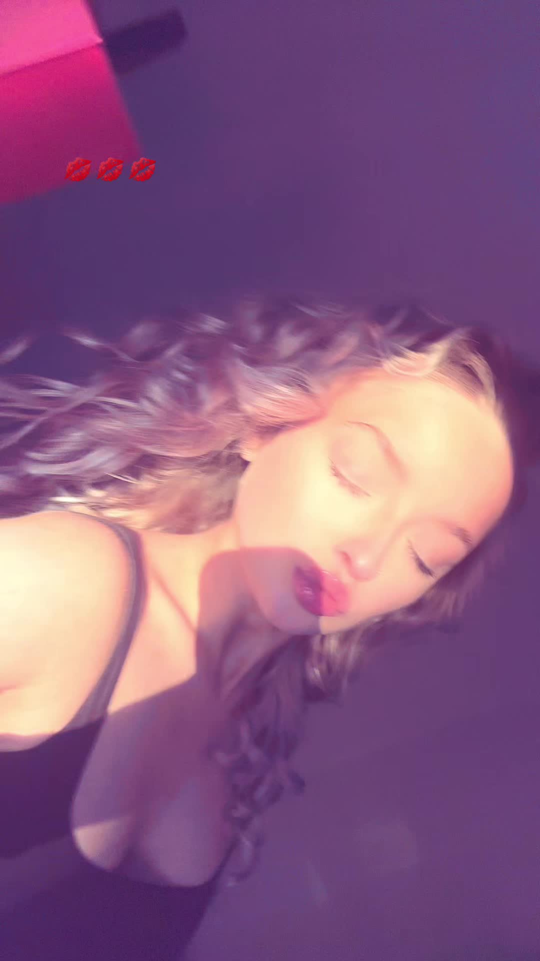 @𝒜𝓁𝒾𝓋𝒾𝒶-𝑔𝓇𝒶𝒸ℯ🧸🍒