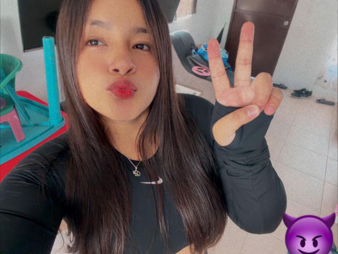 @LESLIE💋😈🩷