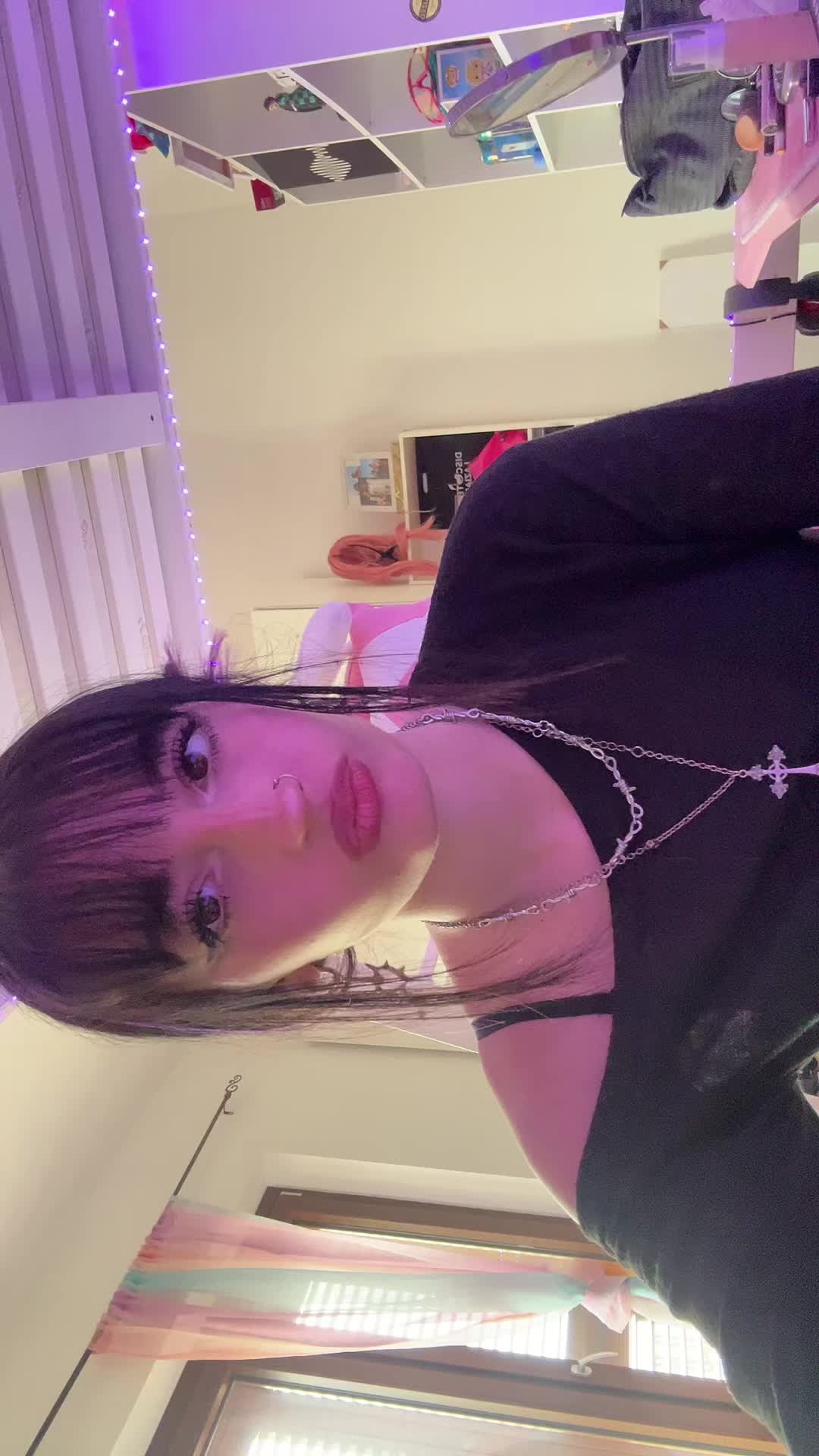 @etta₊✧˚