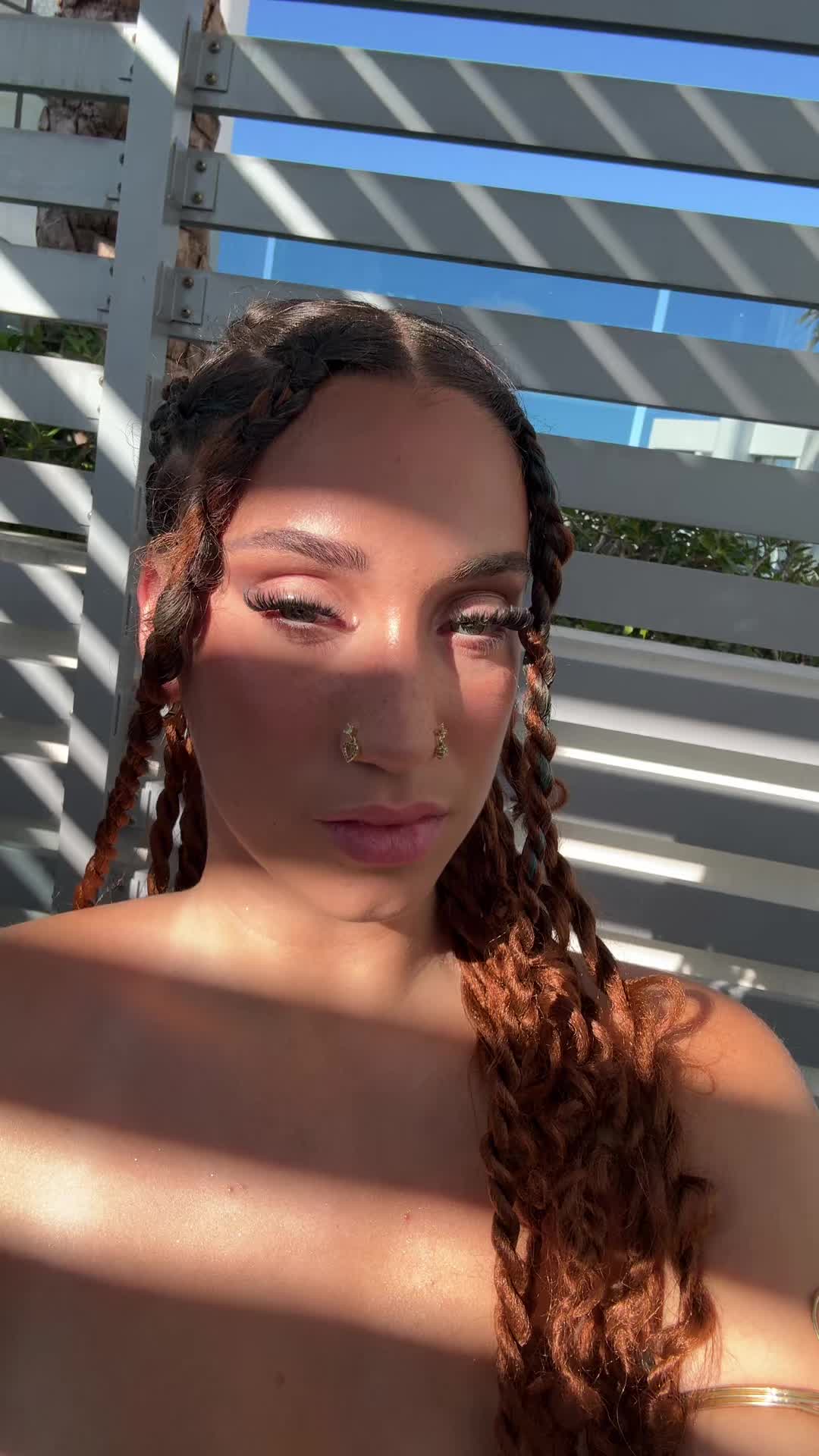 @Nichole_11_