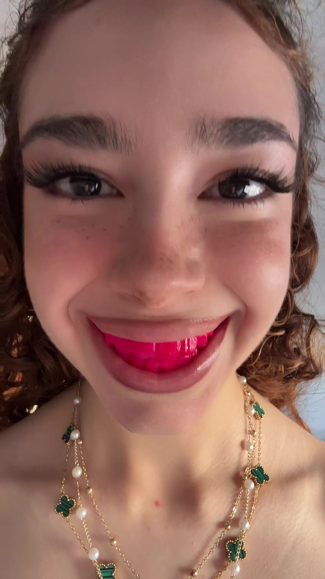 @nira