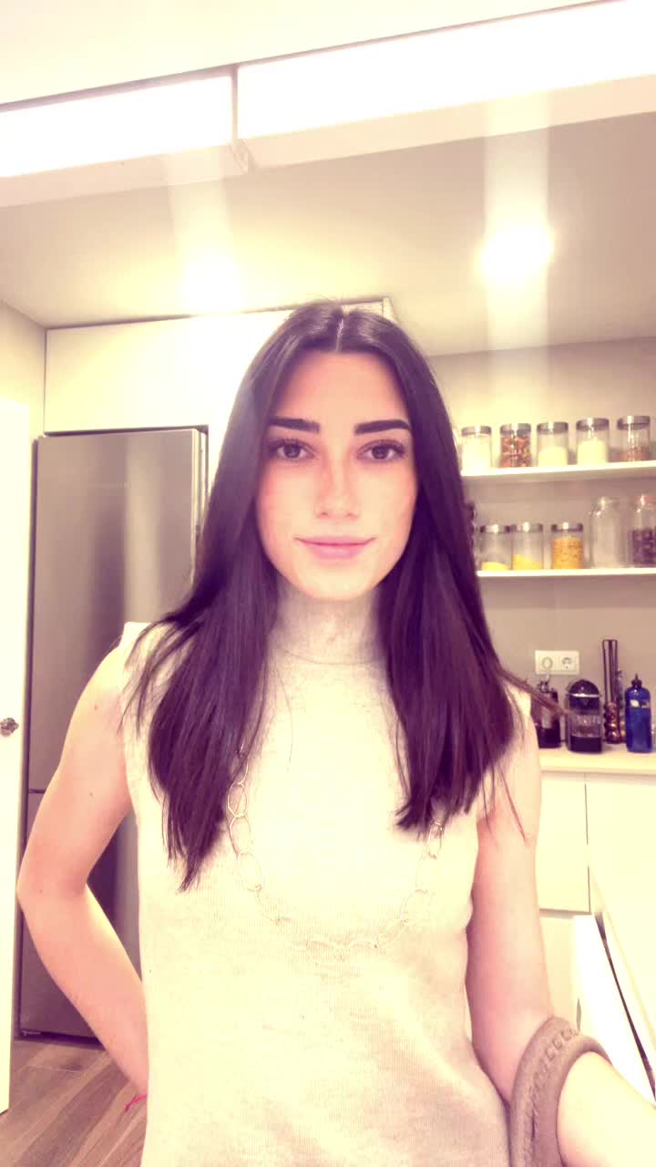 @✨Laura Castro✨
