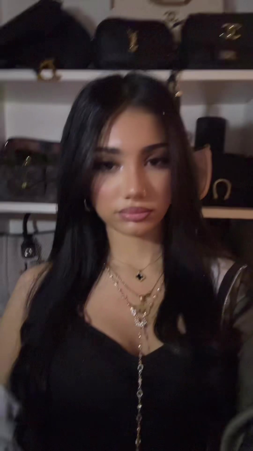 @𝐍𝐢𝐮𝐬𝐡𝐚