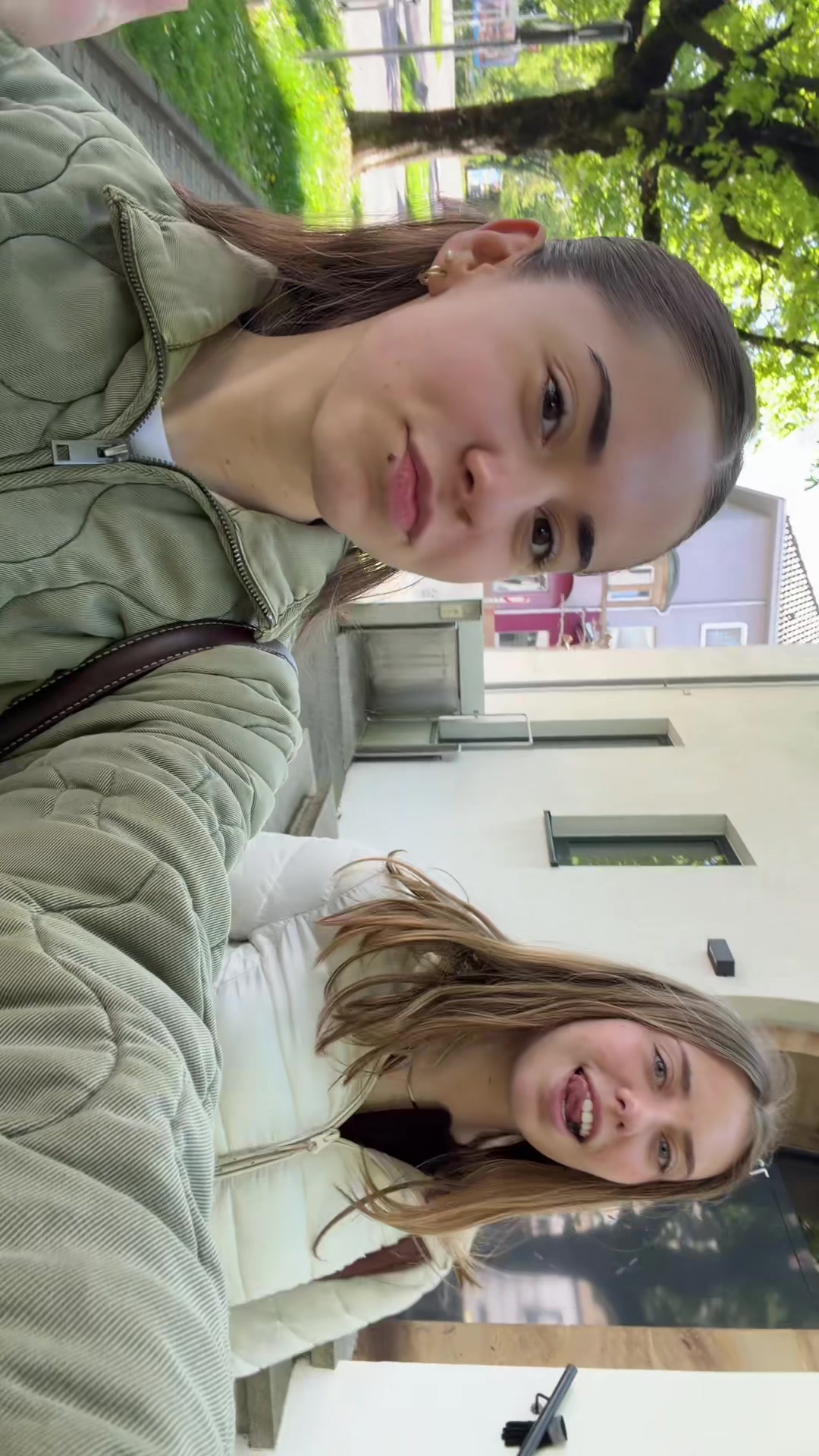 @fiona
