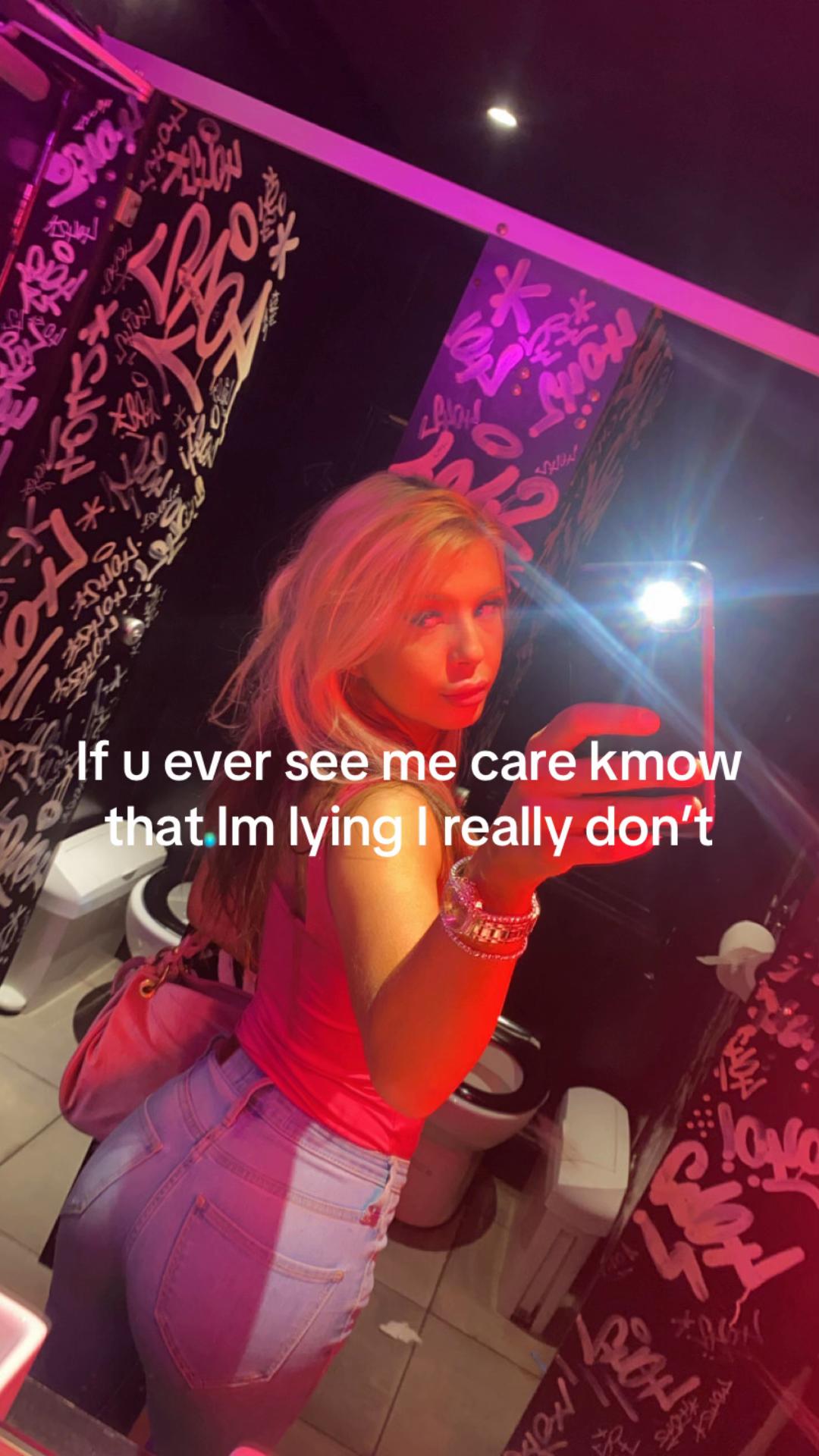@cronicolelyonline