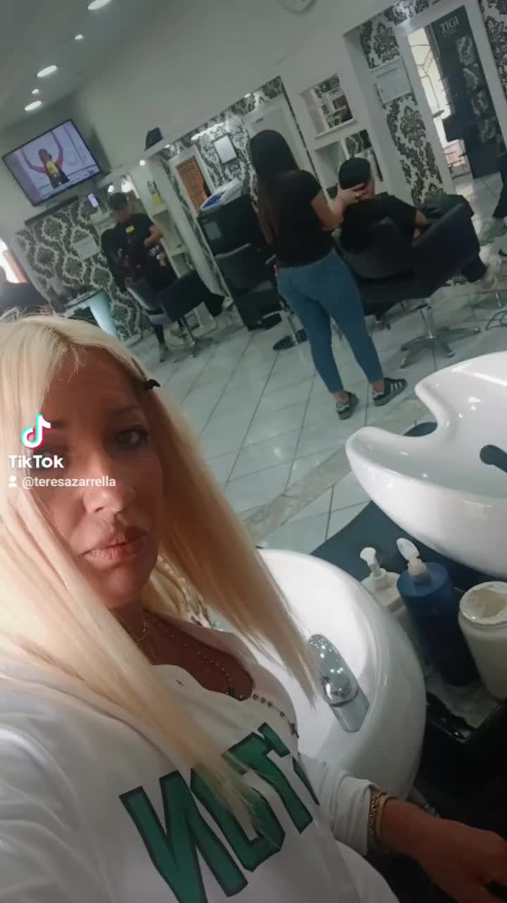 @teresazarrella