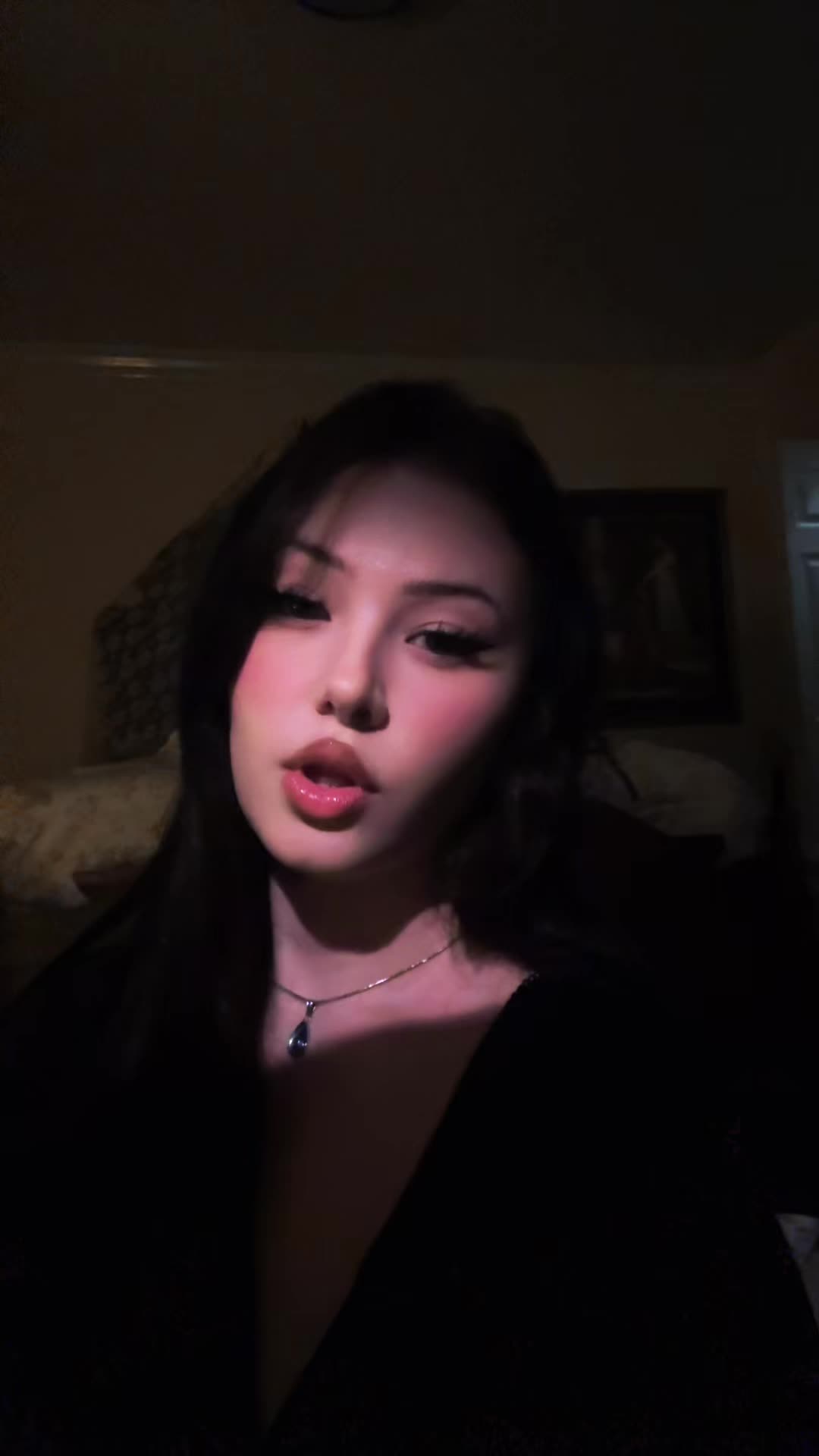 @️