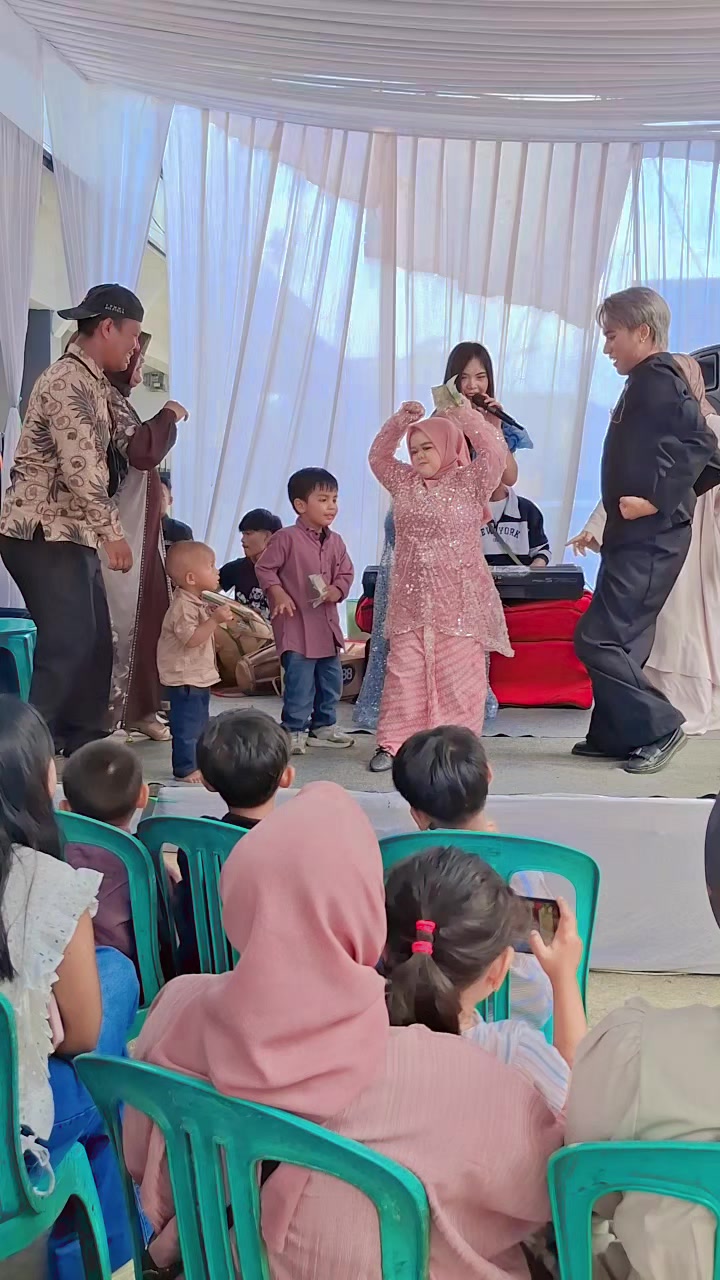 @ria apriani
