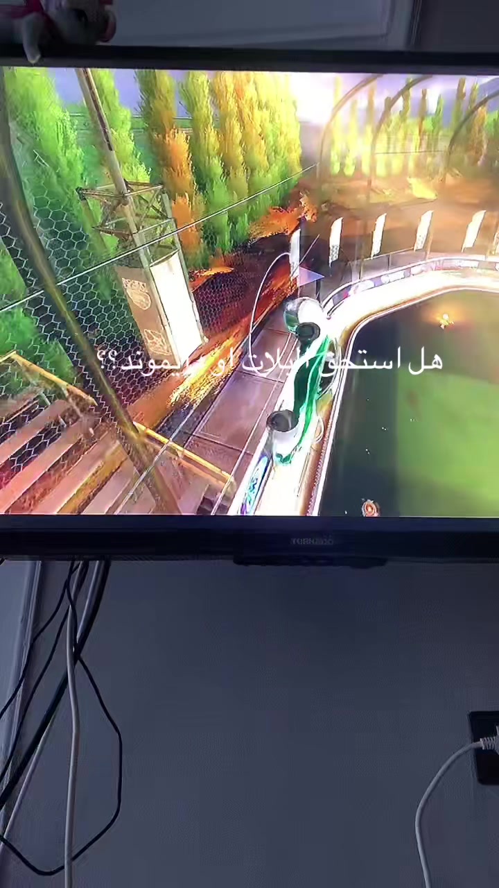 @シ