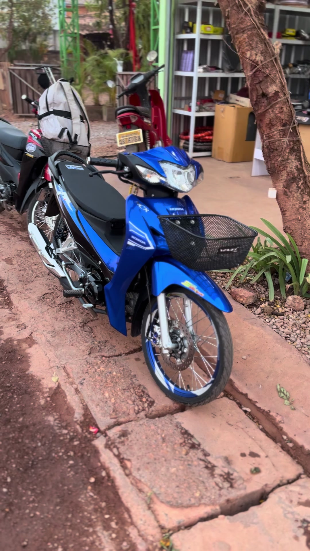 @K.Y.ອາໄຫລ່ແຕ່ງ93