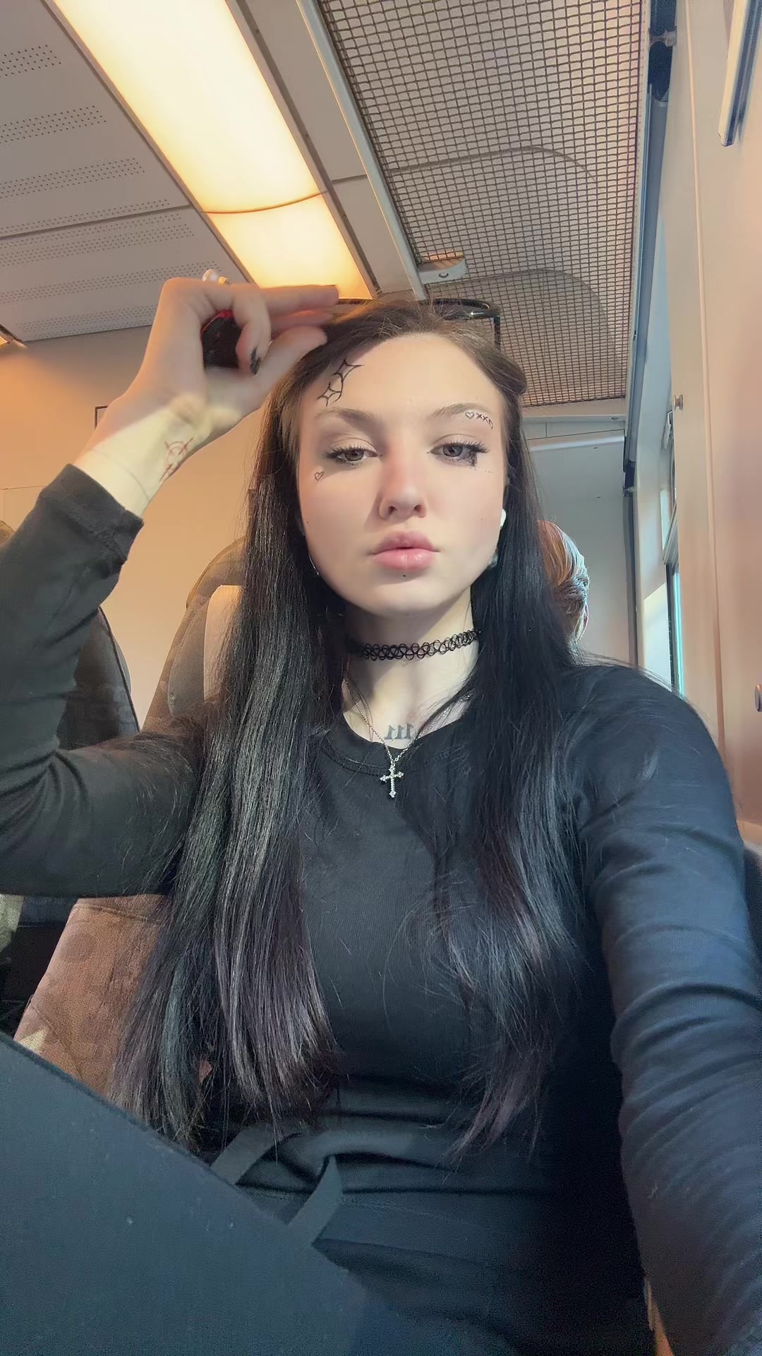 @Аполлинария Ничипоренко