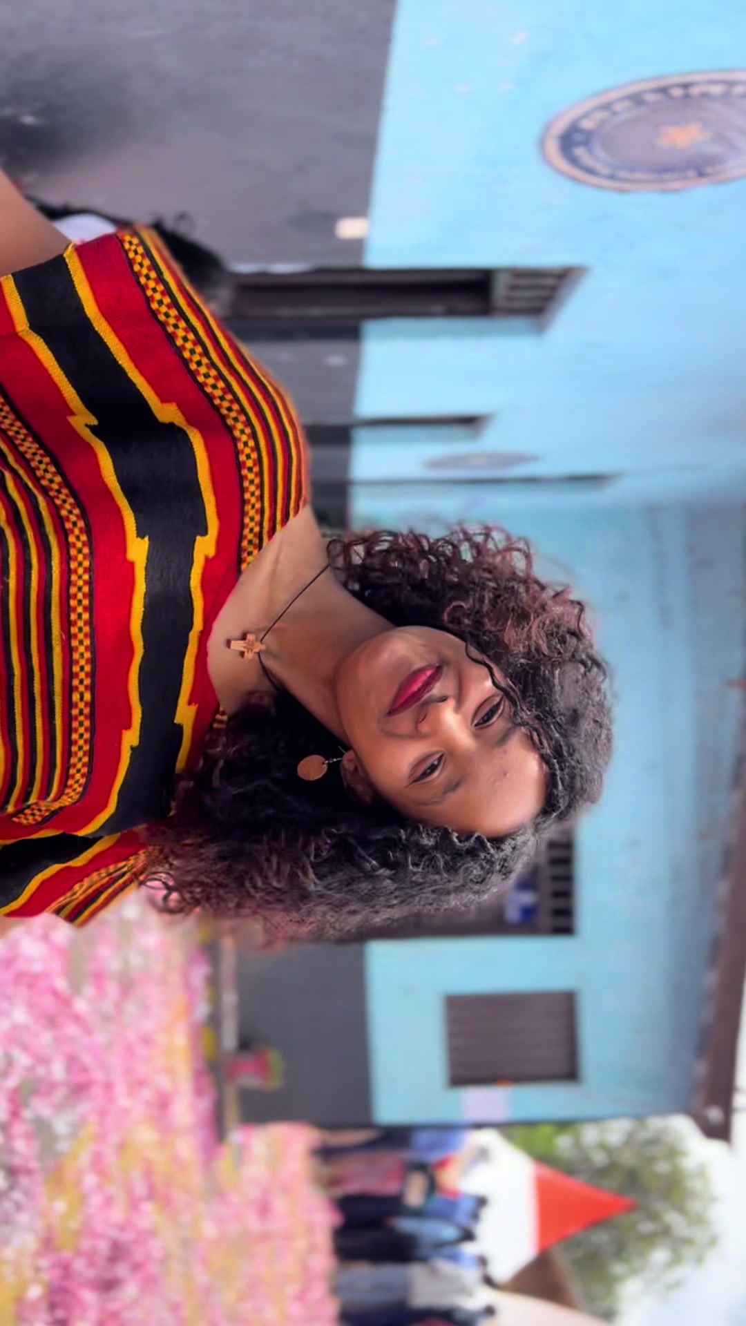 @ላኮኒC