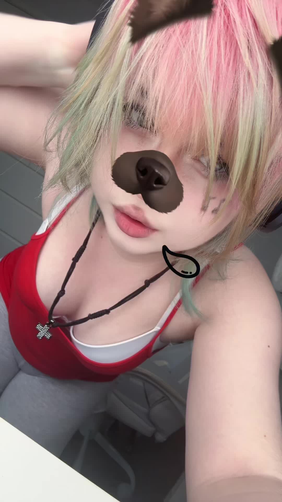 @hotcrazyandfree