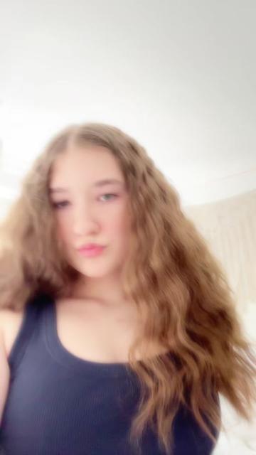 @ellie_main02