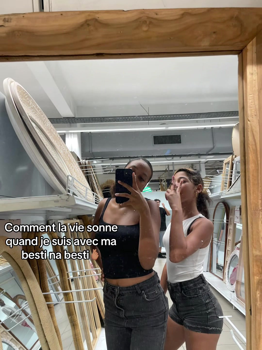 @Lylyss_😝