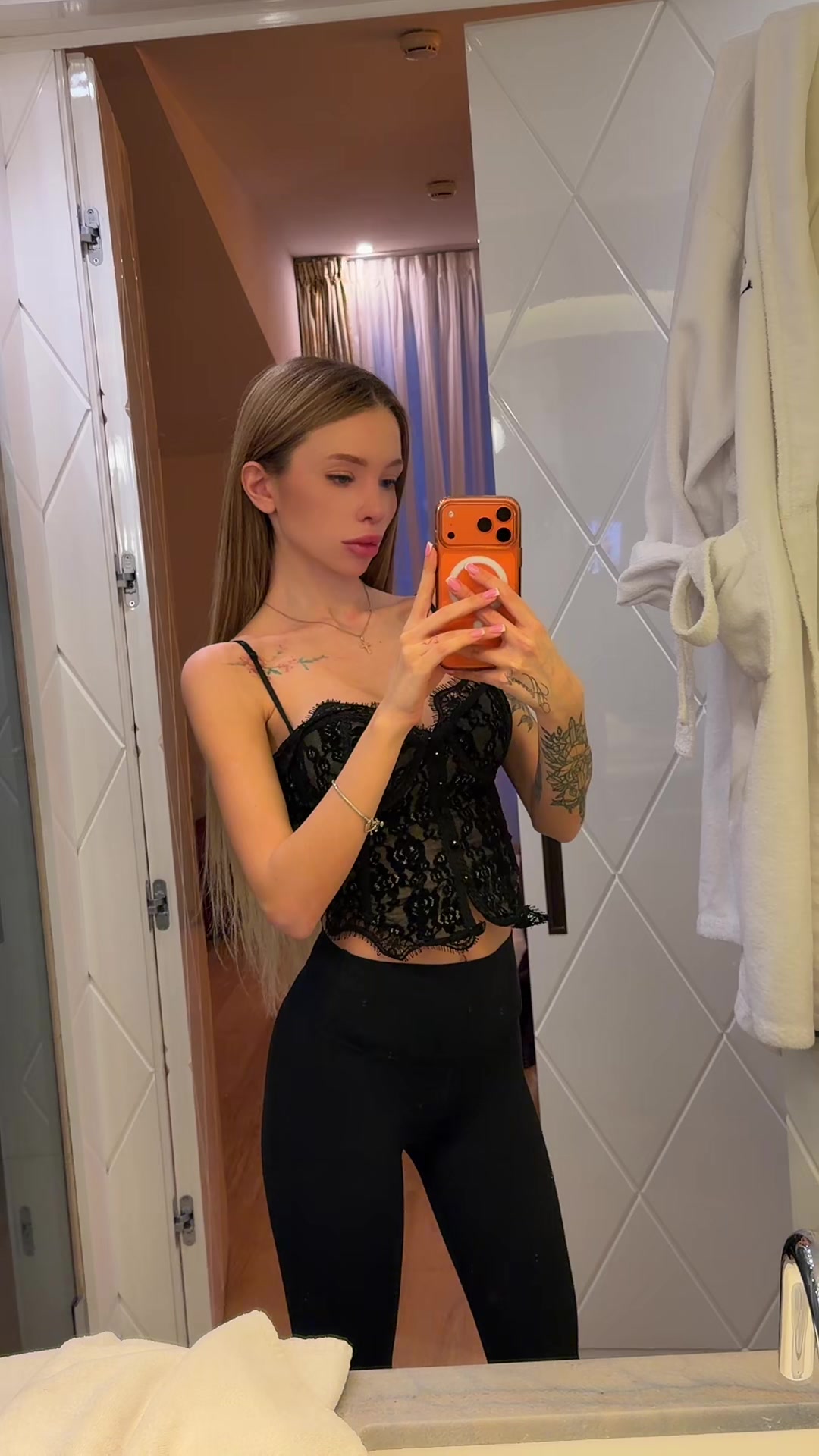 @keynessi