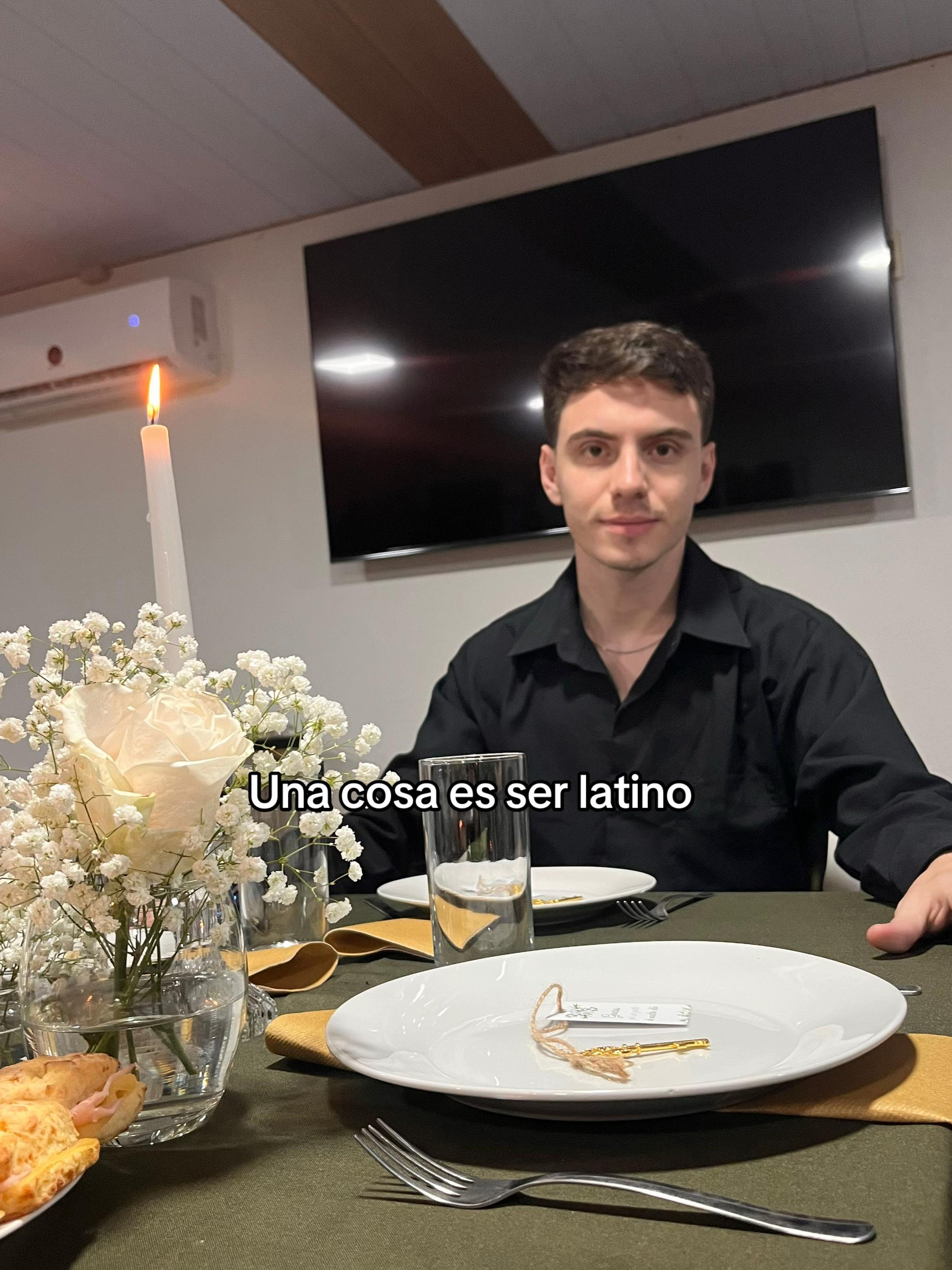 @El&iacute;as Est&eacute;fano Ismod