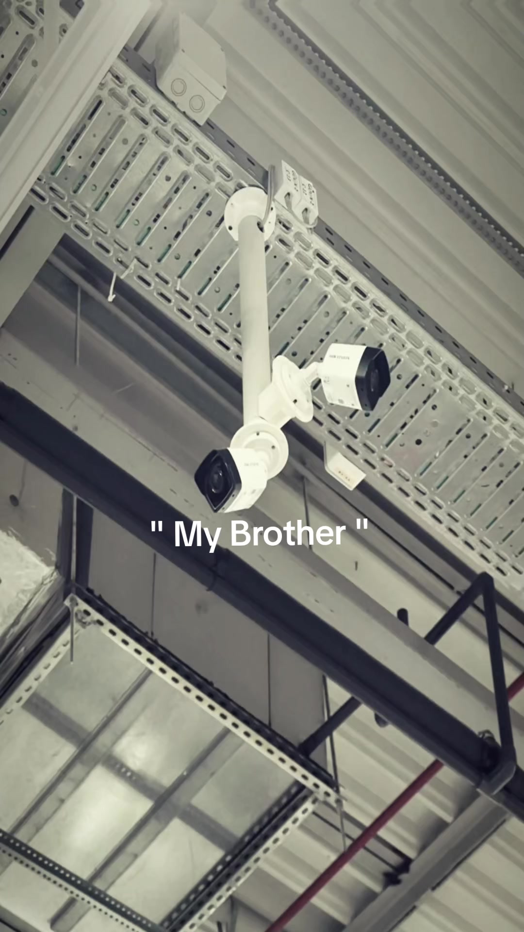 @PHYUSIN_MOe