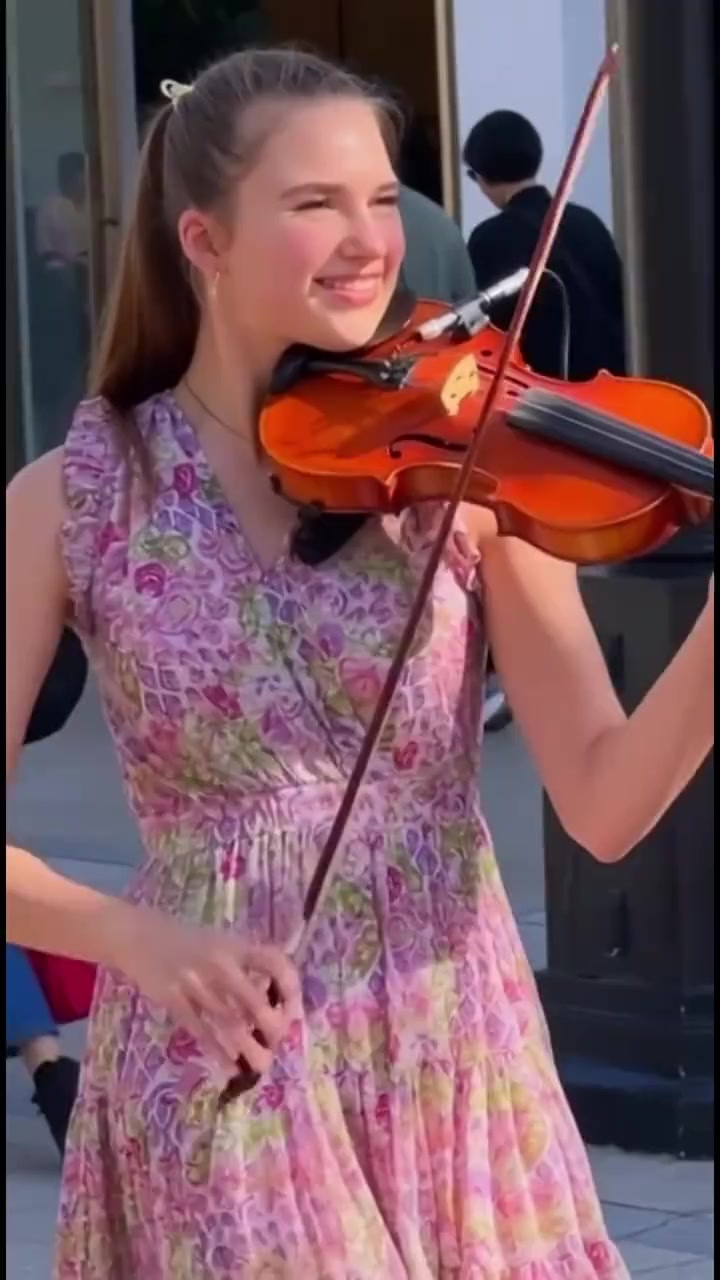 @Karolina Protsenko