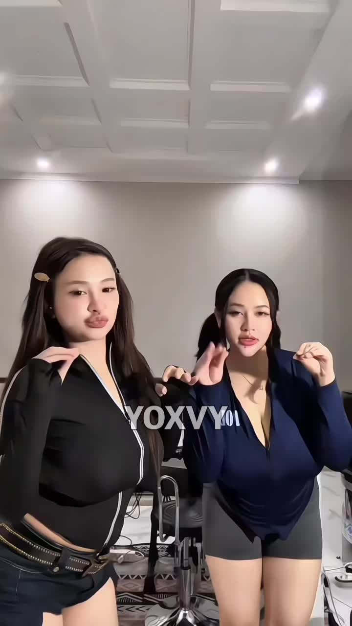 @YOXVY