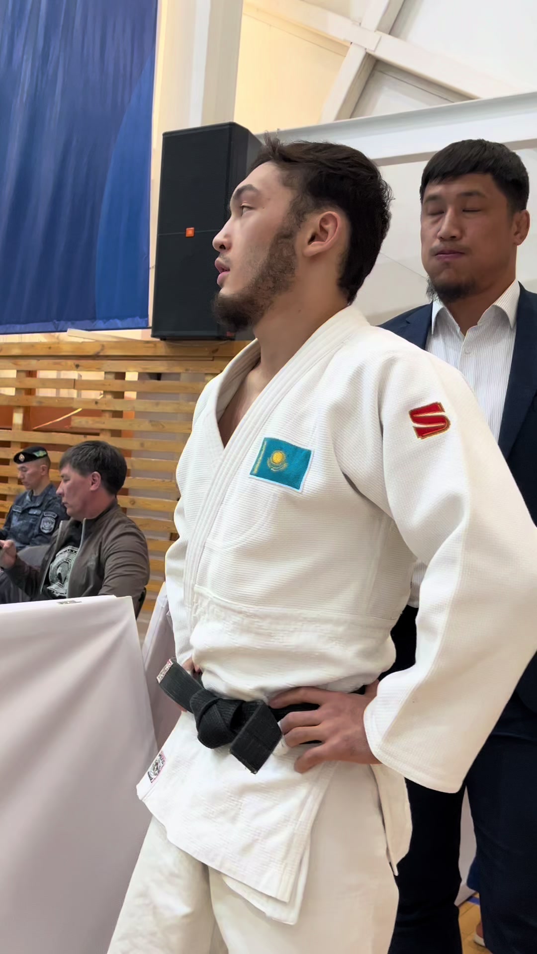 @МУХАЧ