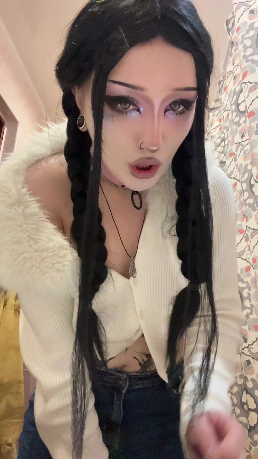 @аля ᛈᚨᚾᚨᛖᛇᚨ
