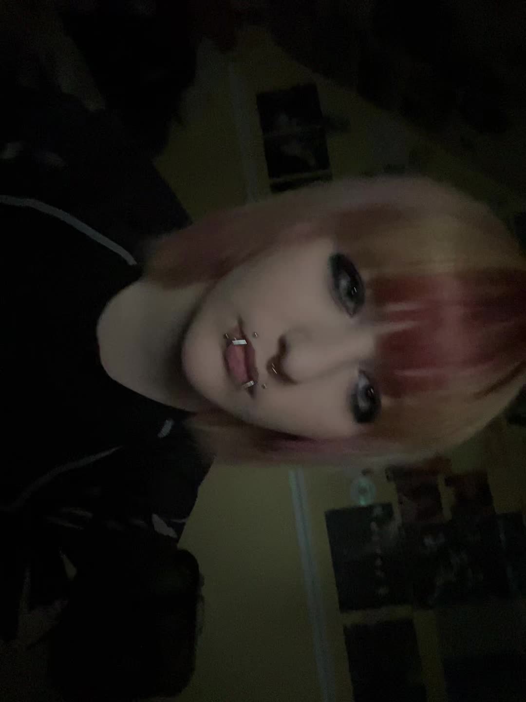 @kenliey|✙✮✙|