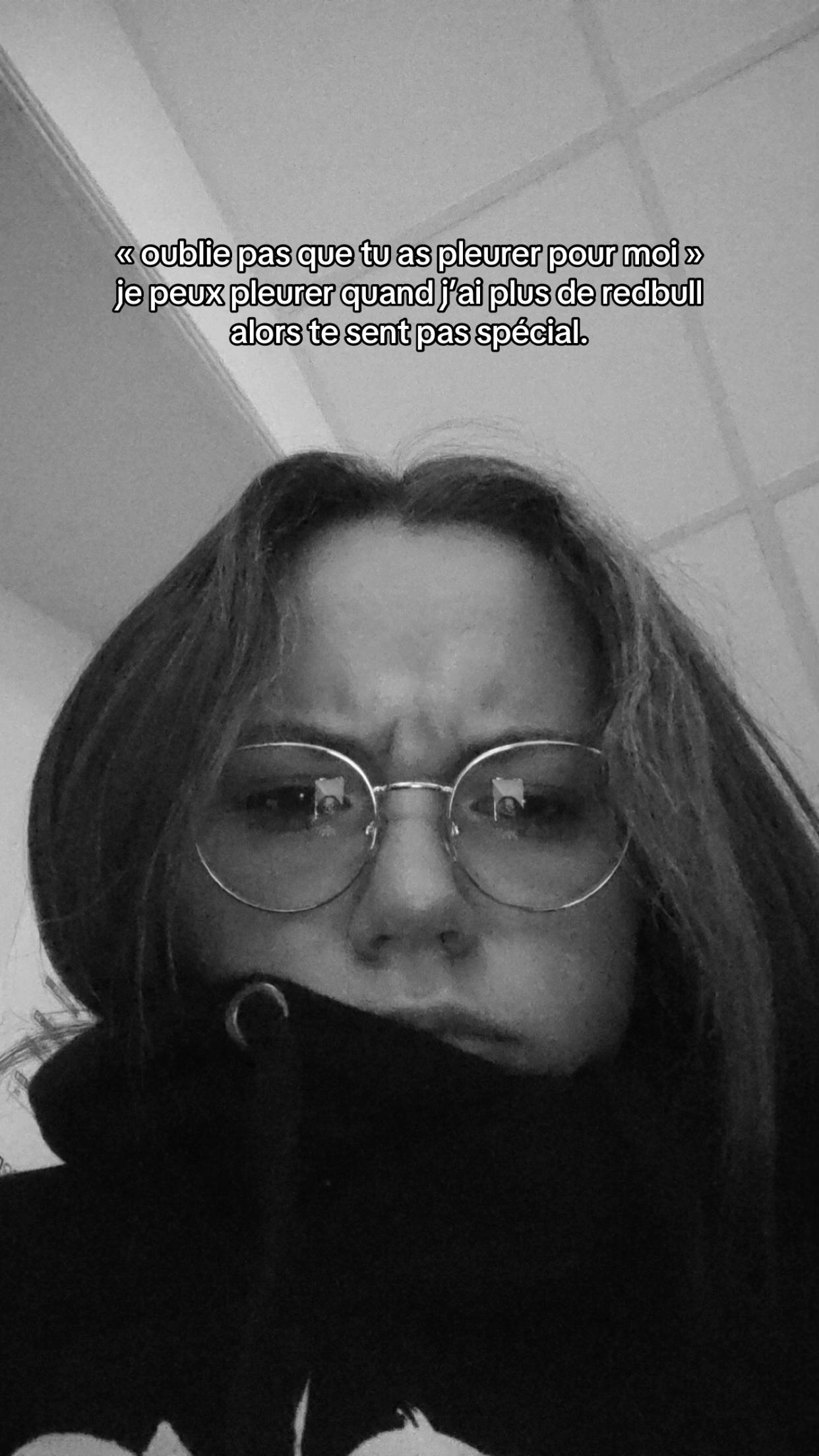 @Angèle