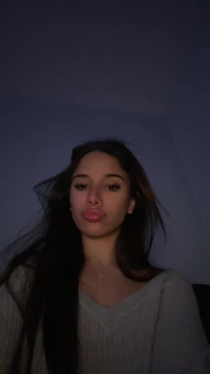 @alyssafavaa