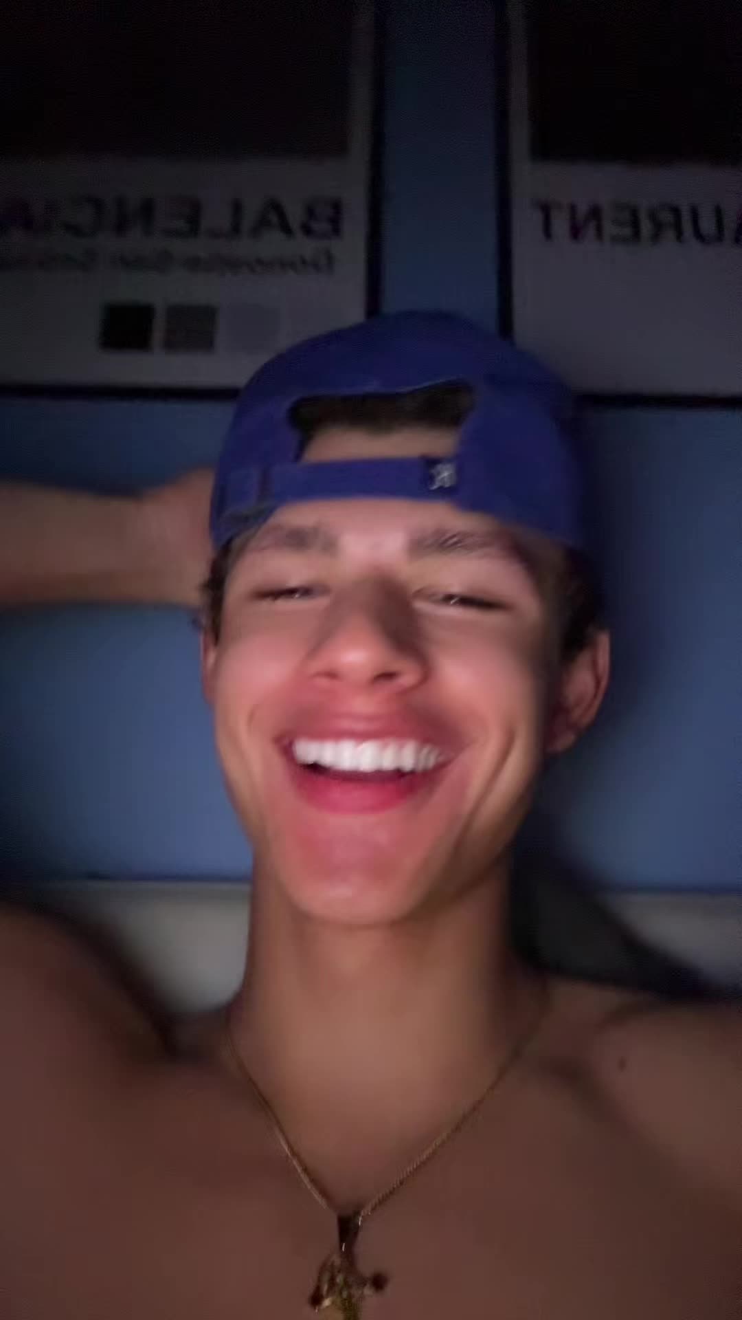 @niko
