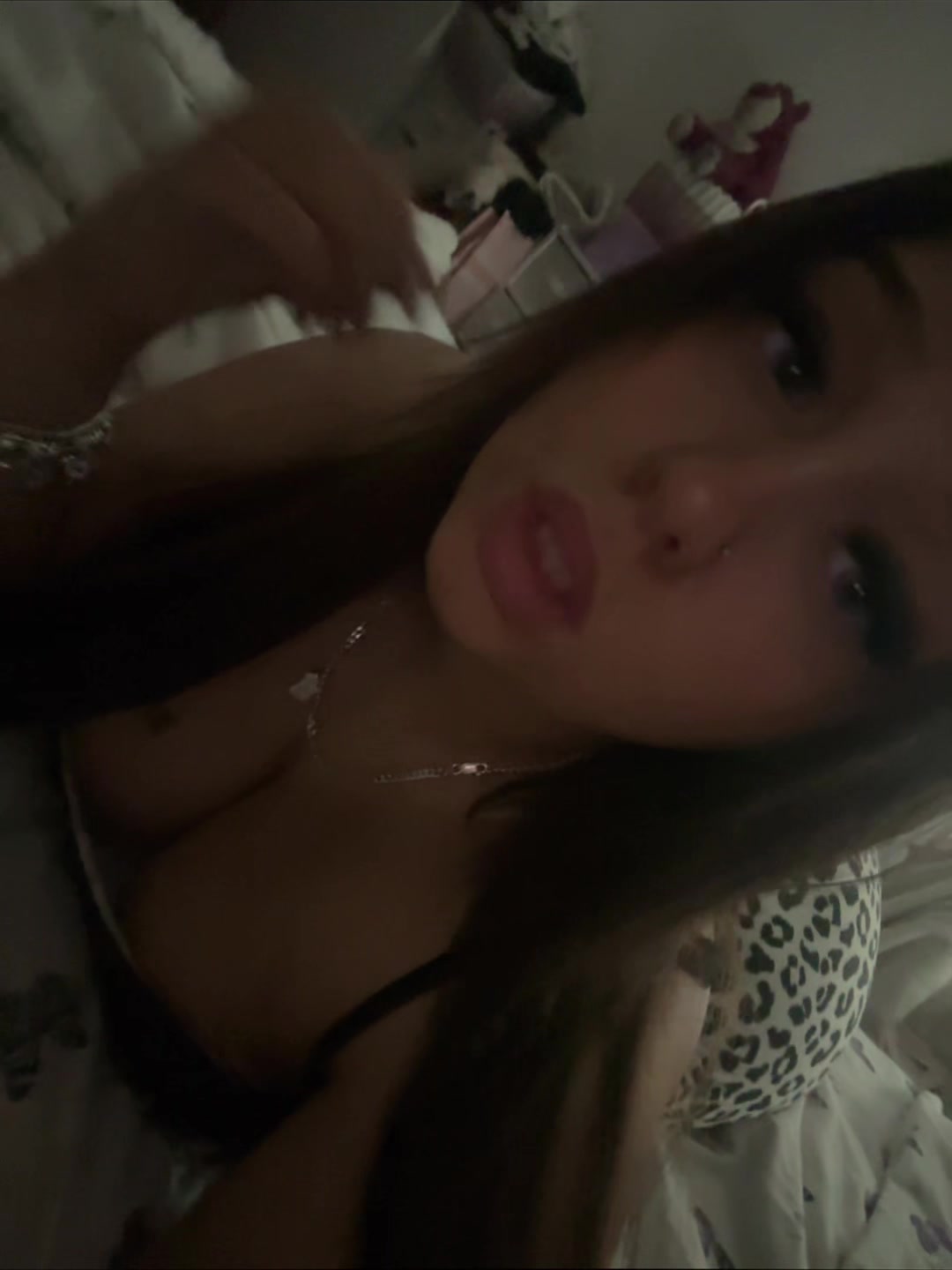 @👩🏽