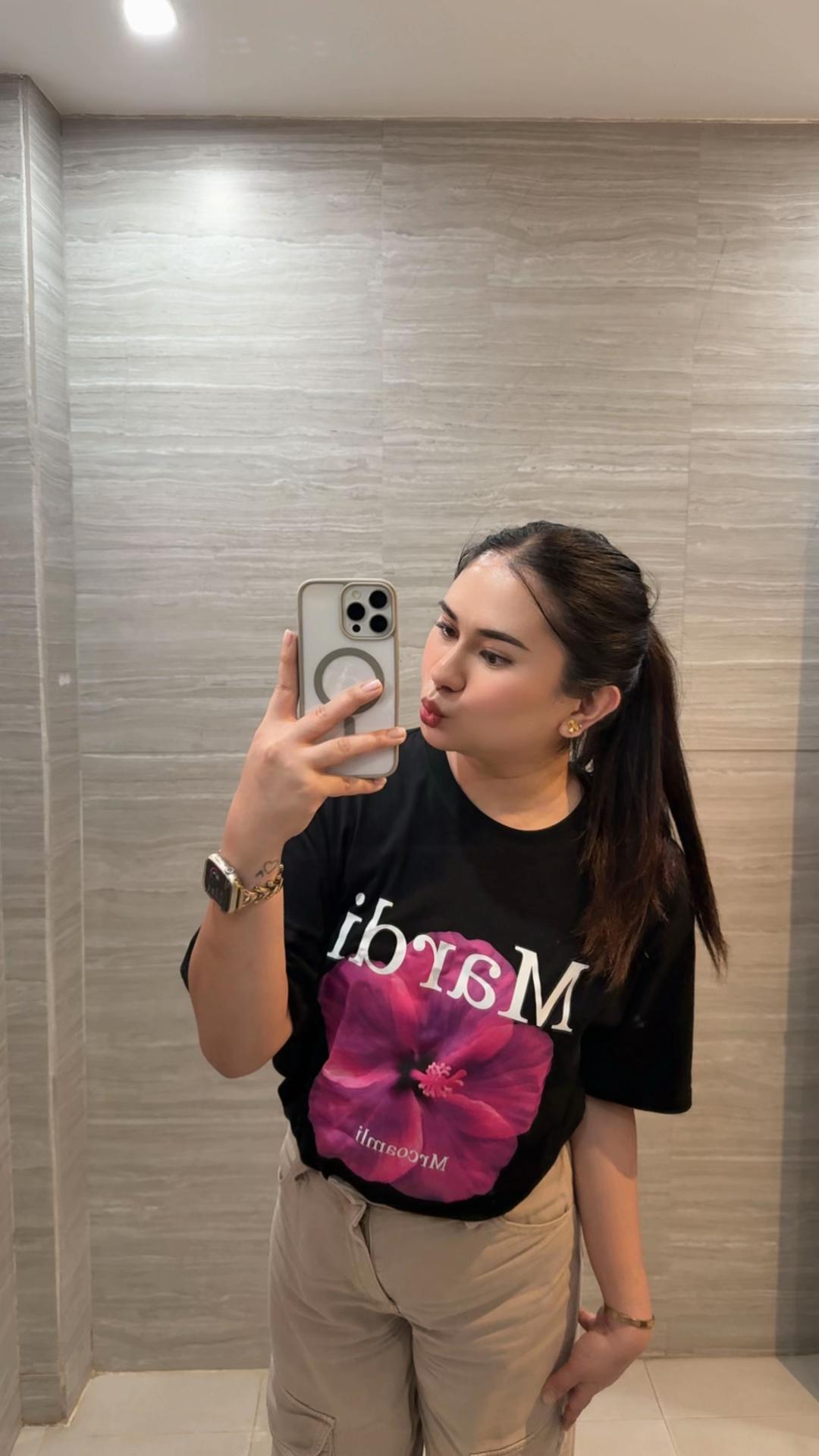 @Ashley Dame Guantia ᥫ᭡