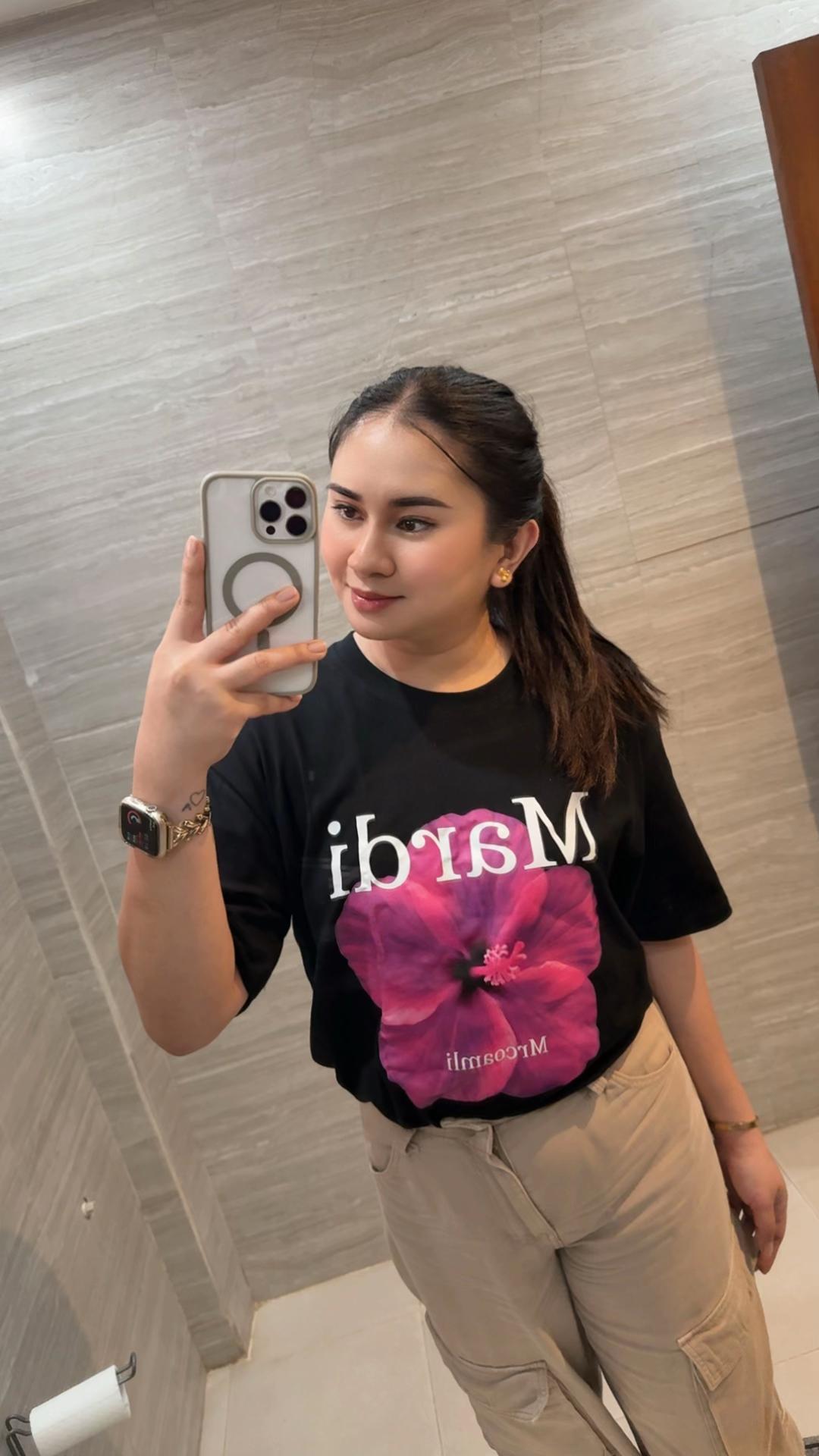 @Ashley Dame Guantia ᥫ᭡