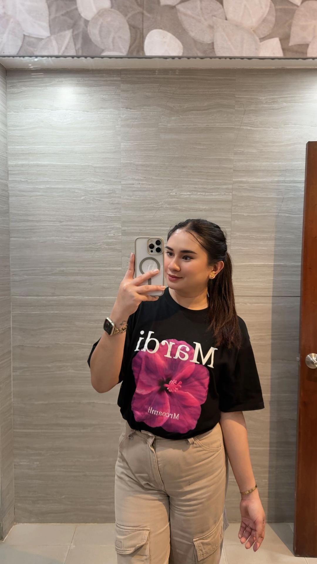 @Ashley Dame Guantia ᥫ᭡
