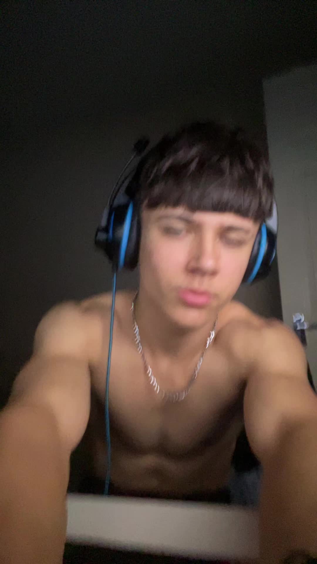 @richyidk