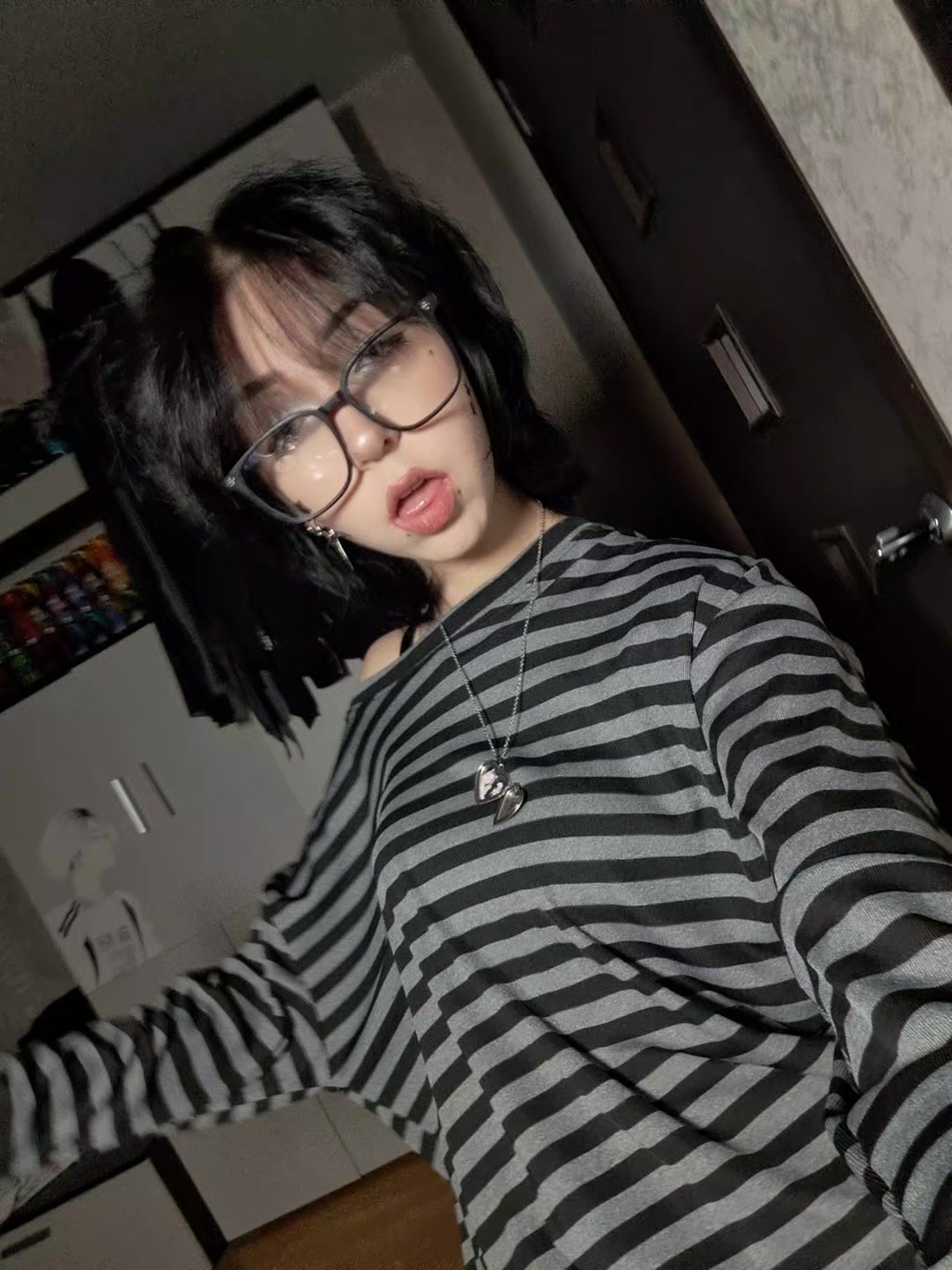 @xidhs@