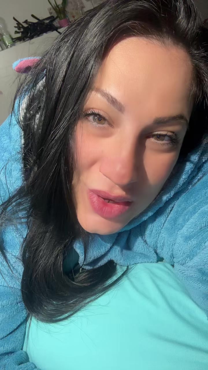 @Rosy millarte🧠🖤