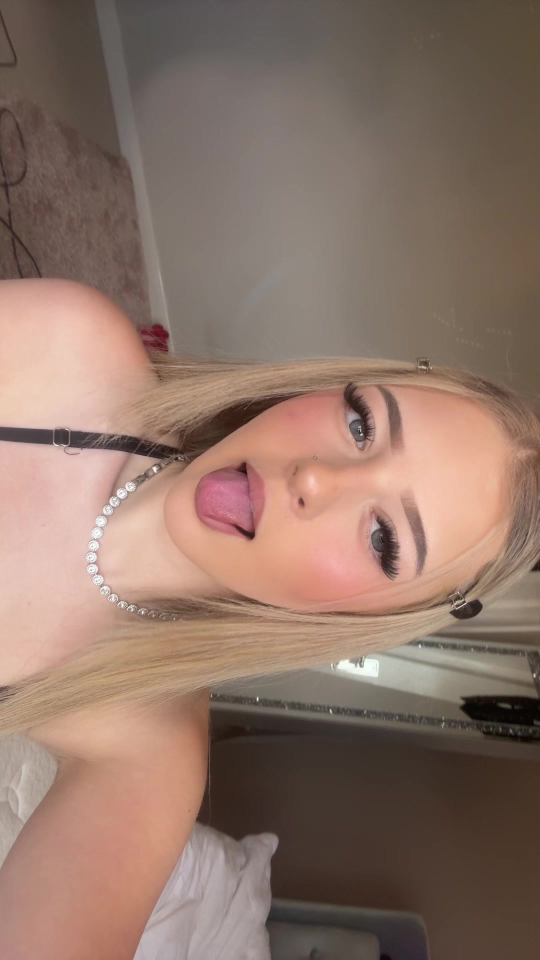 @𝓁𝒾𝓋𝒾𝒶🫶🏽