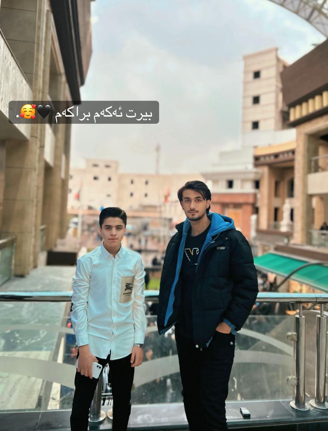 @★ ڕەش ئەسمەر⏚