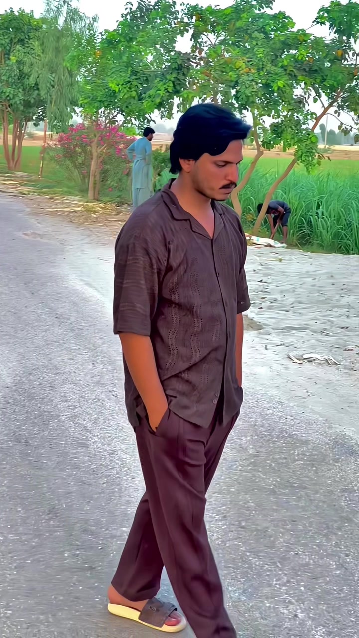 @NASIR SHAH 🍷