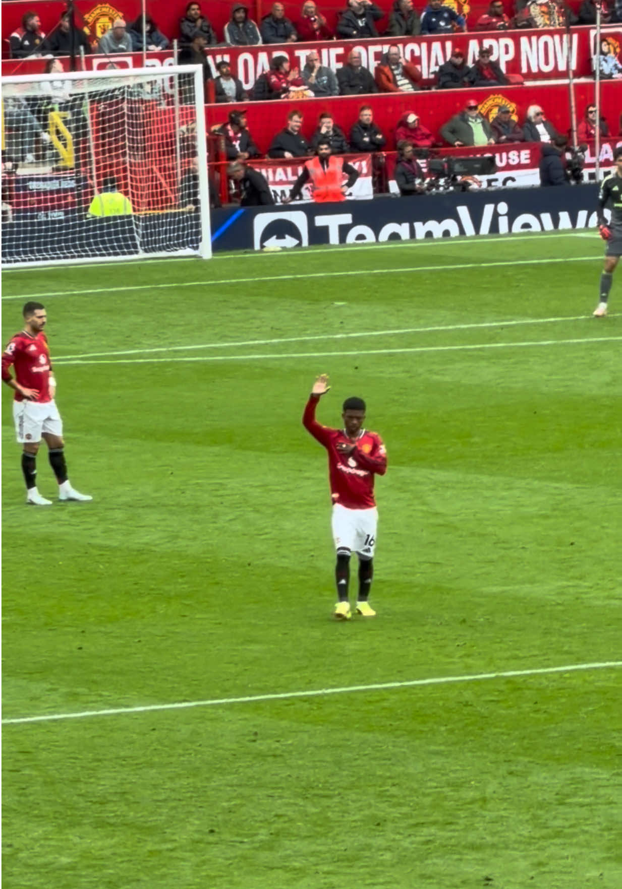 @Front Row United
