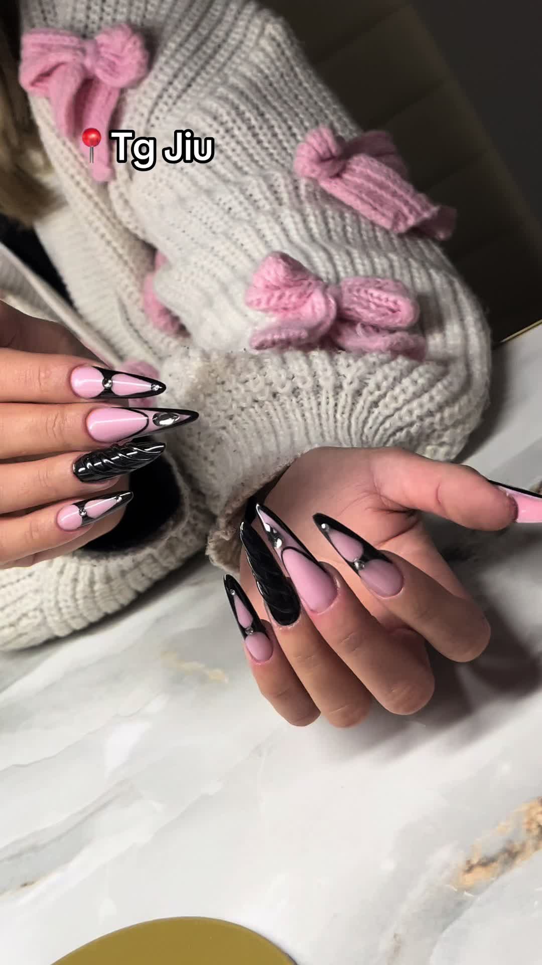 @Cristina_b.m_Rare nails
