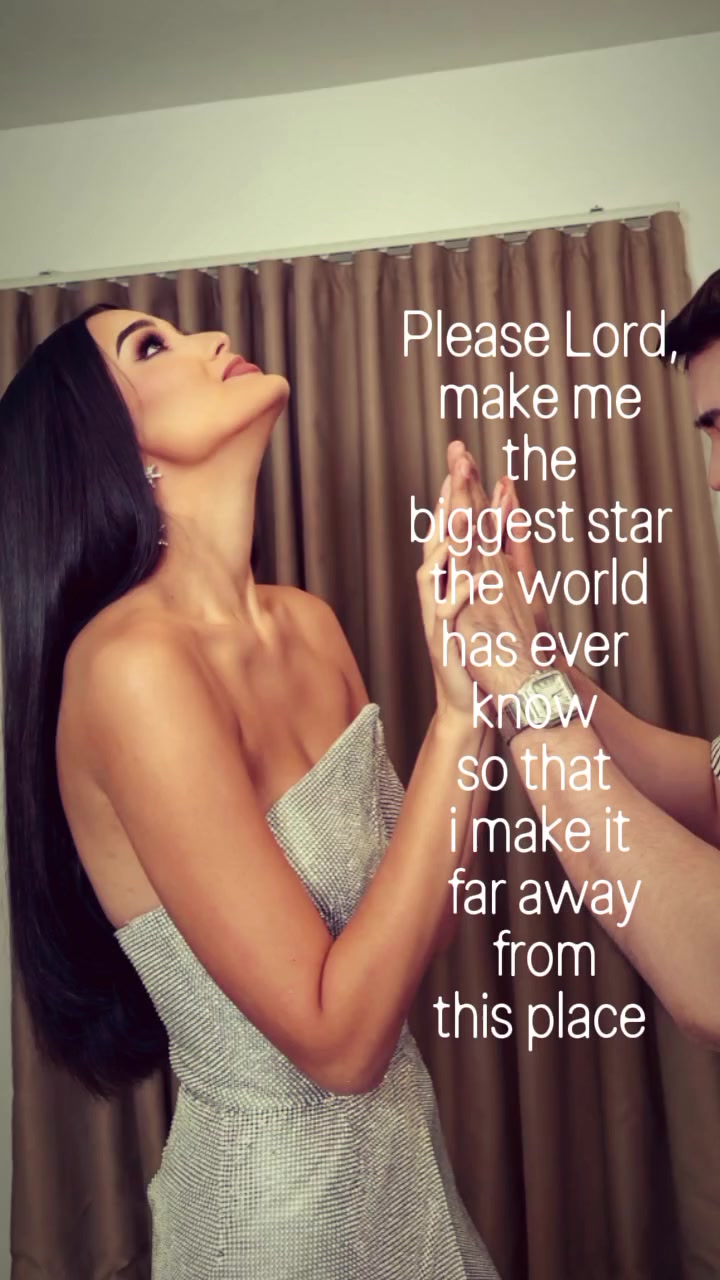 @𝐑𝐀𝐍𝐃𝐄.