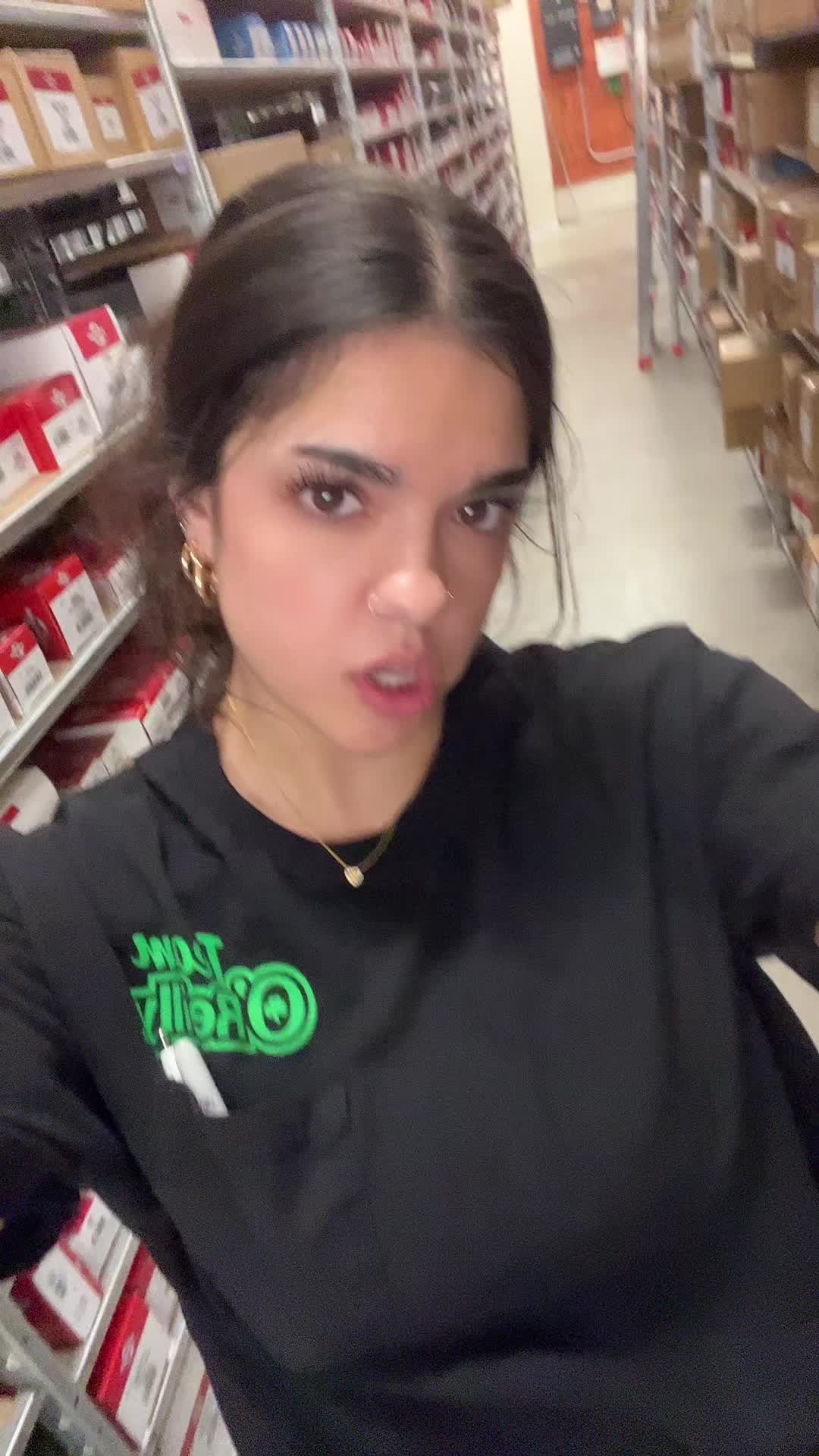 @️