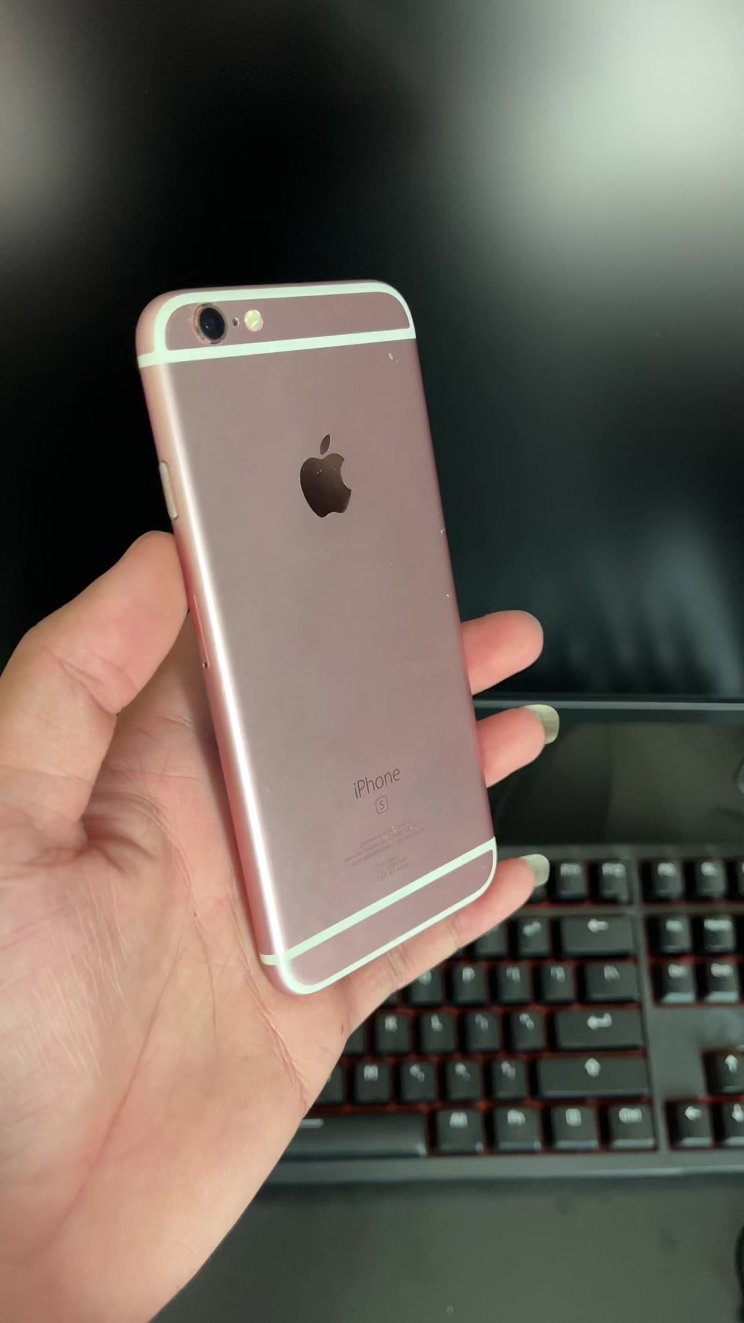 @To&agrave;n b&aacute;n t&aacute;o 🍎