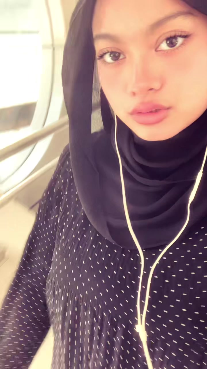 @علياء'