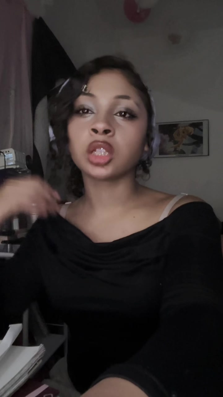 @🤨