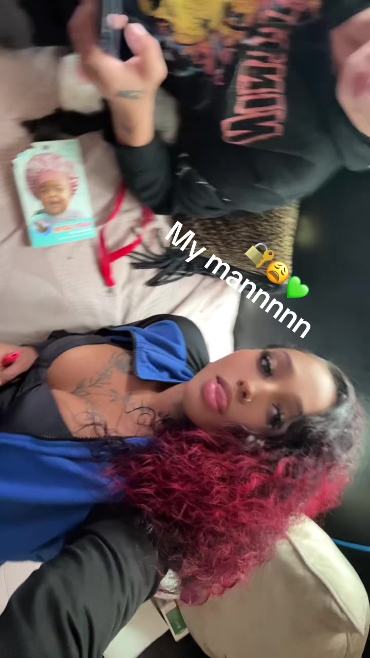 @Barbie😝❤️😫