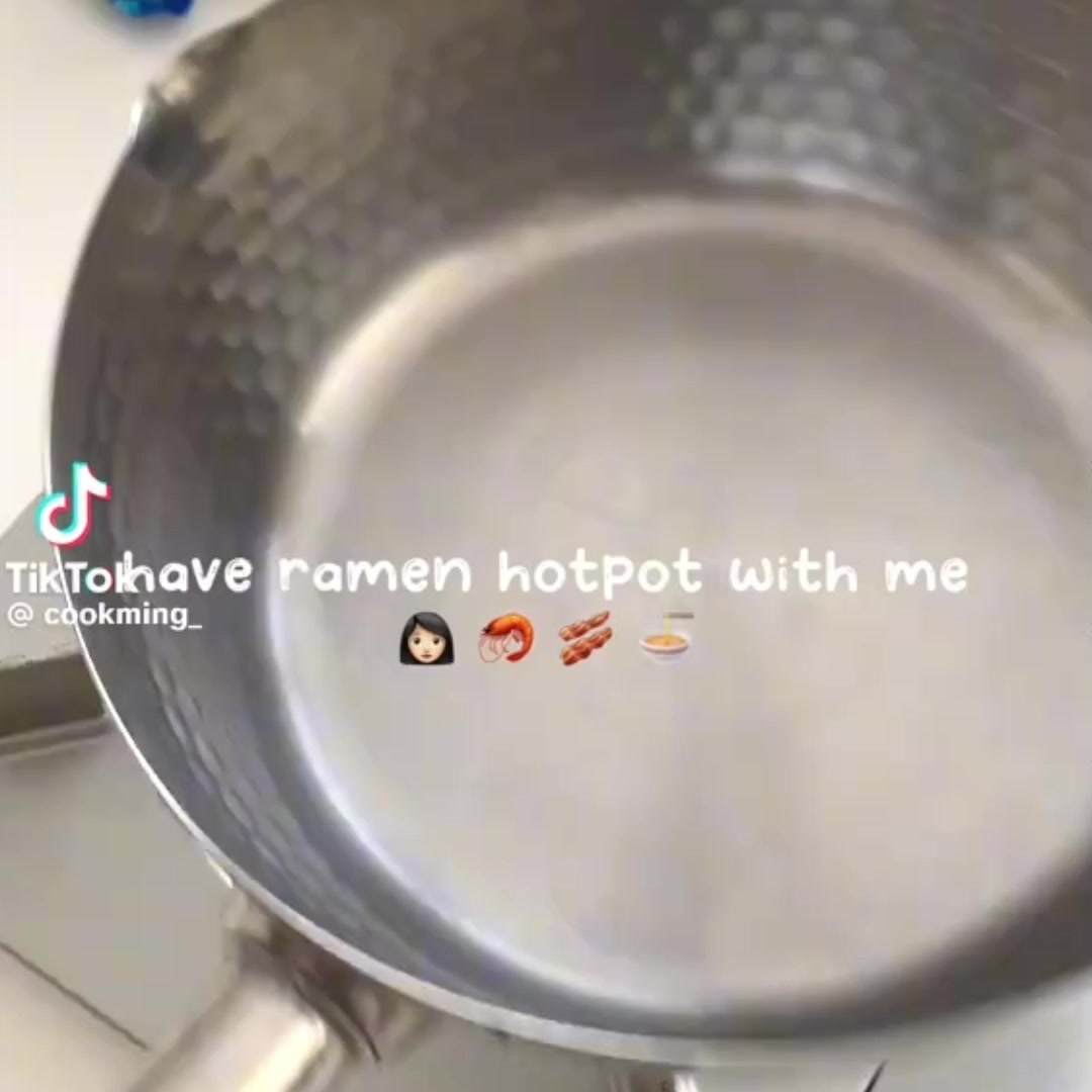 @🪸 > foxenn > 🦊