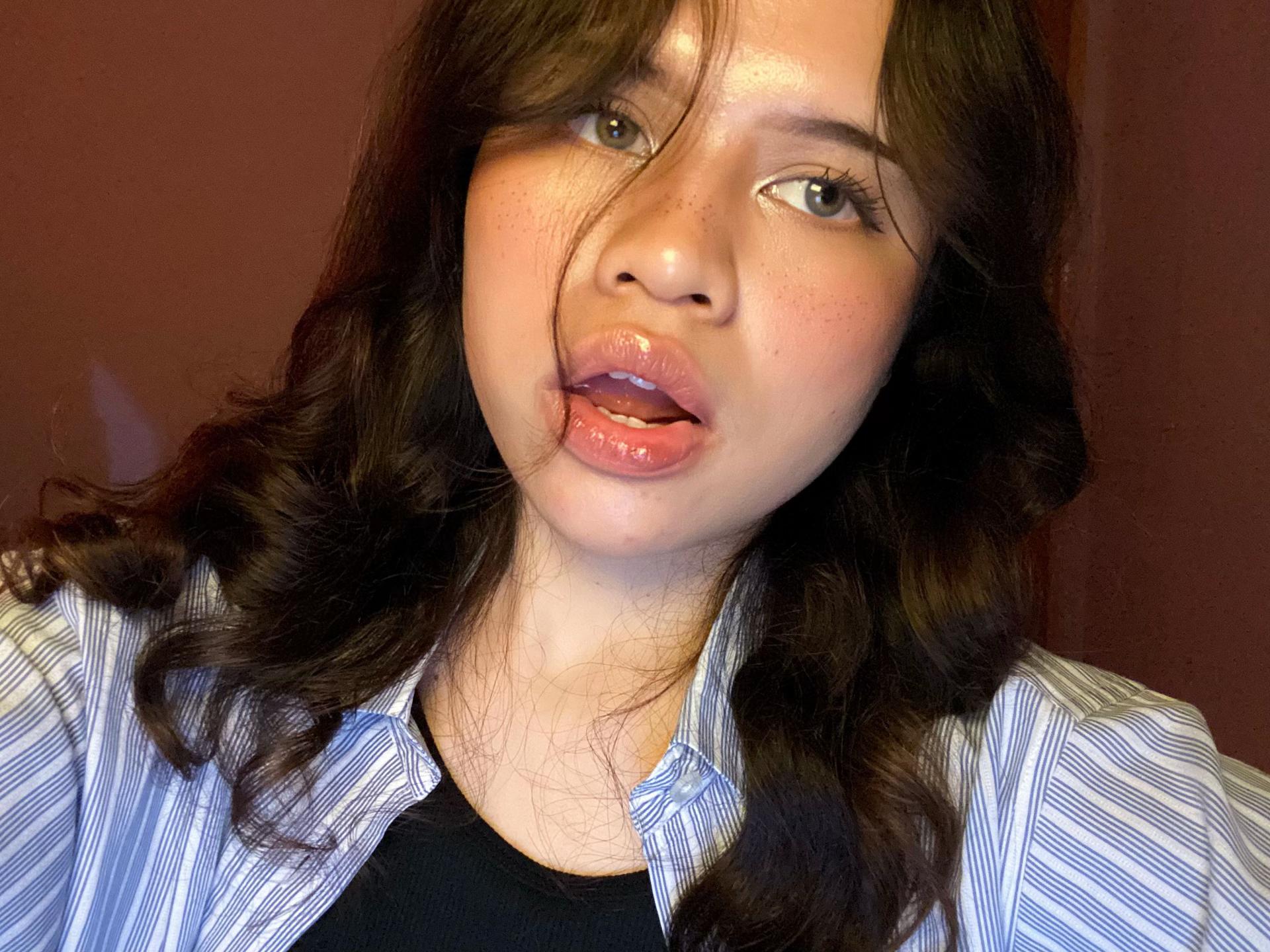 @certified lover girl💌